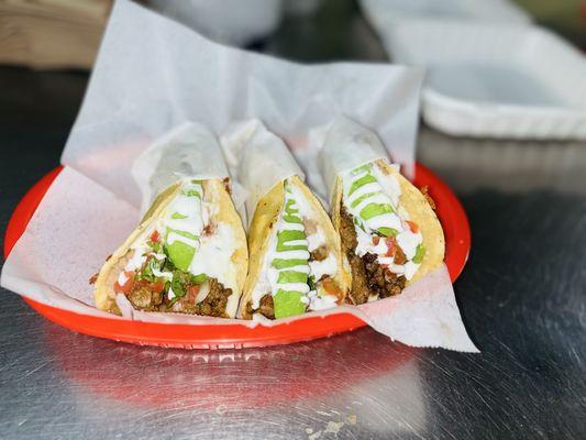 Tacos Super yummy , full of flavor and good portions !!!! Will come again .