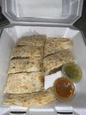 Asada quesadilla, rice & beans