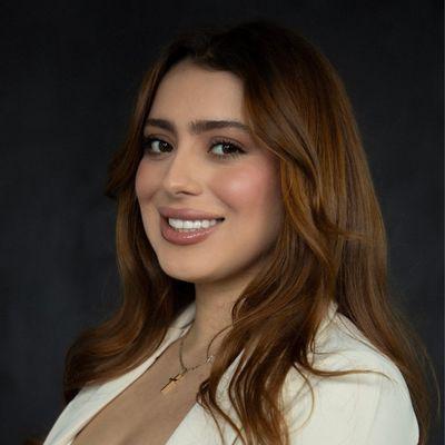 Sophia Munoz - Coldwell Banker Realty