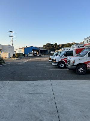U-Haul truck rentals 24/7