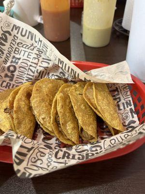 Tacos dorados micros