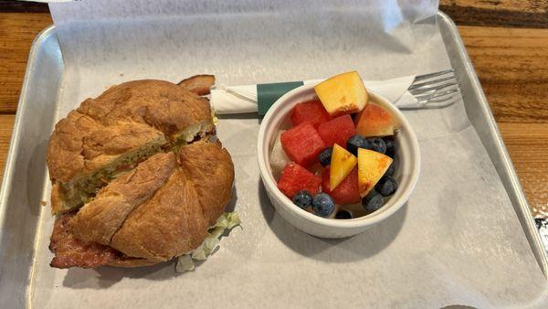 Chameleon with croissant