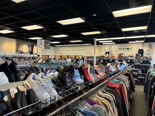 Plato's Closet Aurora