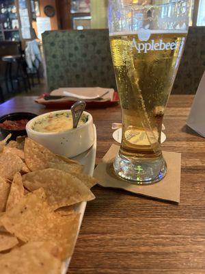 Applebee's Grill + Bar