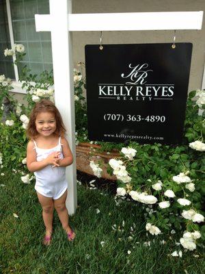 Kelly Reyes Realty