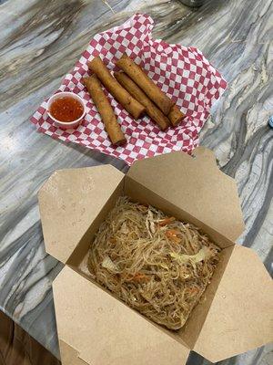 Lumpia and an order of pancit!