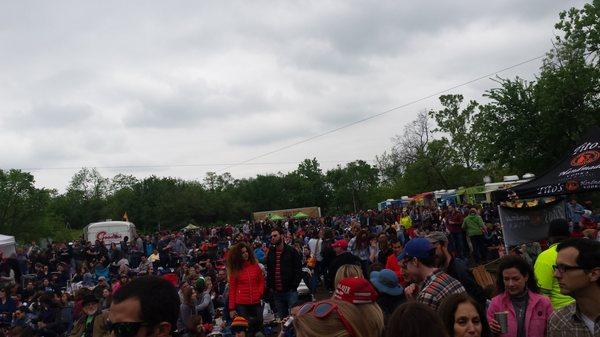 Kingman Island Festival 2016. Cloudy and cool, but fun!