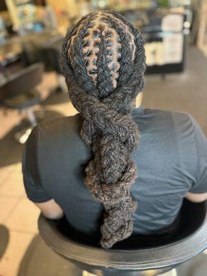 Locs To Lashes Salon & Spa