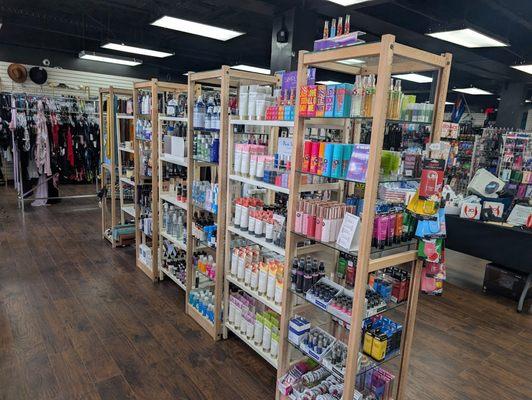 Pheromone Perfumes, Shaving Products, Massage Oils