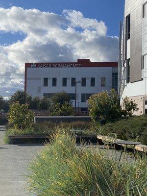 Kaiser Permanente Dublin Medical Offices and Cancer Center