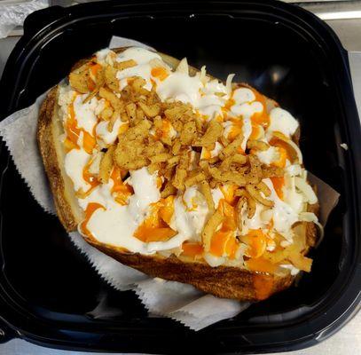 Buffalo chicken spud