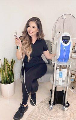 Skinaholics Beauty Bar