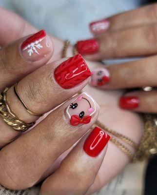Xmas nails with sweater and snow flake with gingerbread girl