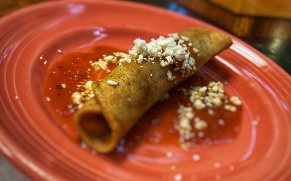 Got this waiting for my to go order. Very generous.