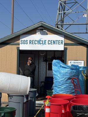 SOS Recycle Center
