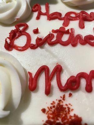 Red Velvet single layer cake.