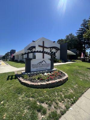 Shadow Mountain Baptist School