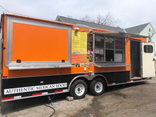 The glorious taco truck