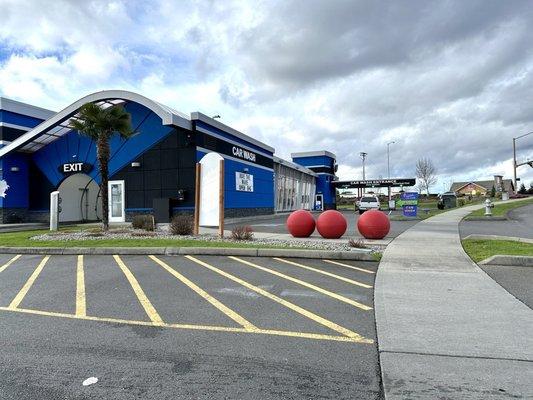 The Wave Car Wash - Tacoma
