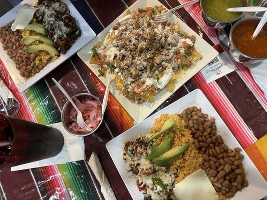 Azteca Deli & Restaurant