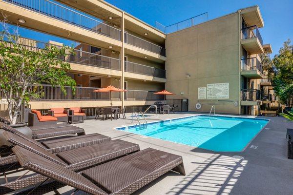 Catalina Gardens Apartments