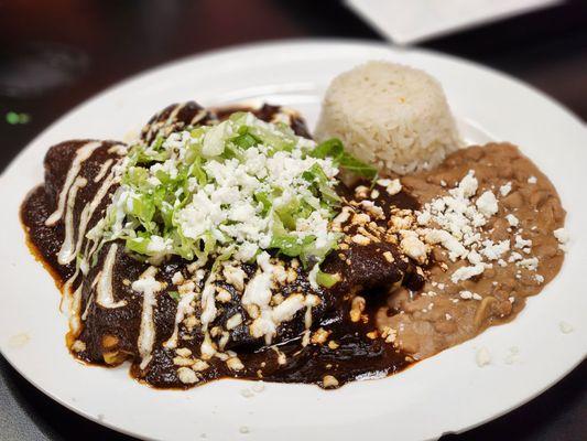 Enmoladas de queso y pollo