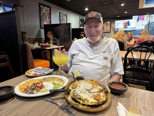 Great dinner, generous on the servings. The Margarita was perfect for my dad.
