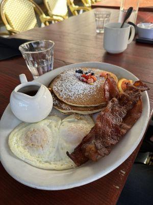 Skillet & Vine Bistro