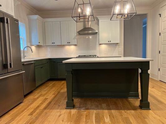 Interior kitchen cabinet repainting