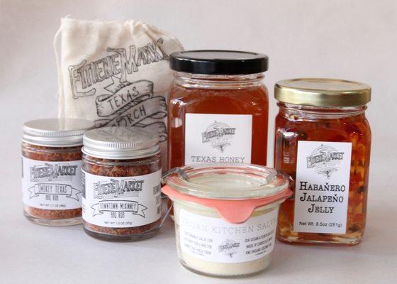 Exclusive Ettiene Market merchandise for the ones who like a little heart behind the product