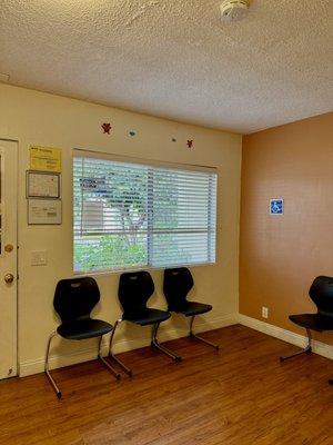 Nogales Medical Clinic - Lorenzo M. Vazquez M.D.