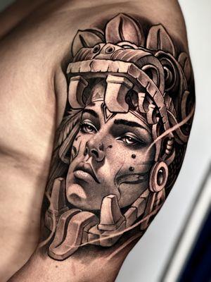 The Golden Oak Tattoo Studio