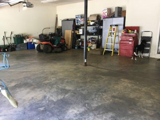 Complete Residential & Commercial Cleaning Service