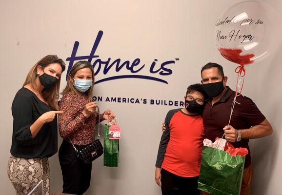 Maria Carolina Lopez - Keller Williams International Lifestyles