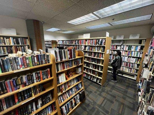 Escondido FOL Bookstore