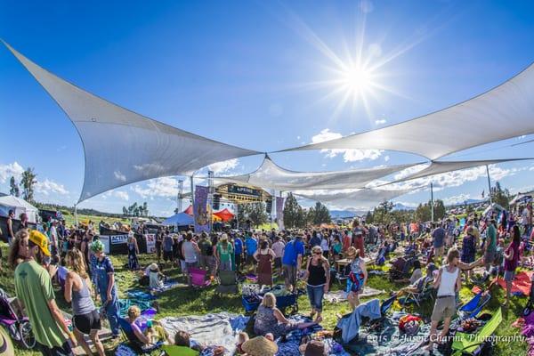 Spacious and relaxing concert grounds!