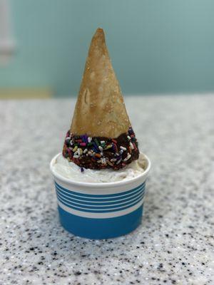 Pretzel cones