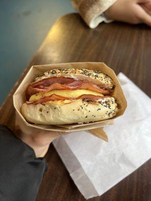 Bagel sandwich