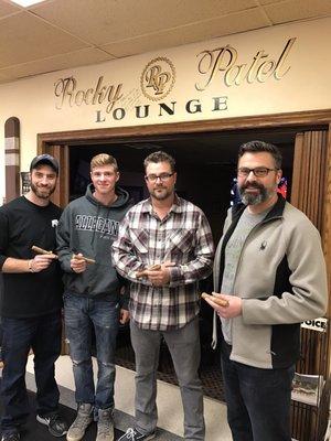 Virgil Avenue Tobacconist