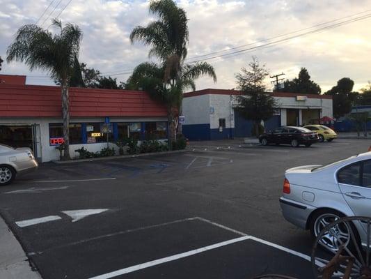 Hard to see from the street, but it's next to Country Burger