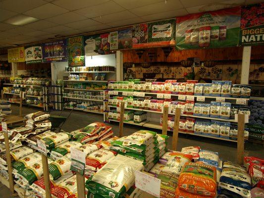 Hewitts Garden Centers - E Greenbush