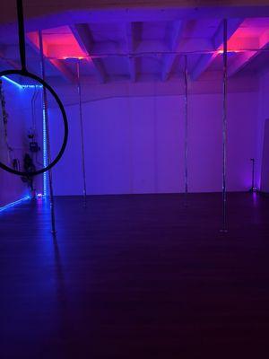 4 poles, one hoop, and one silk (not pictured)