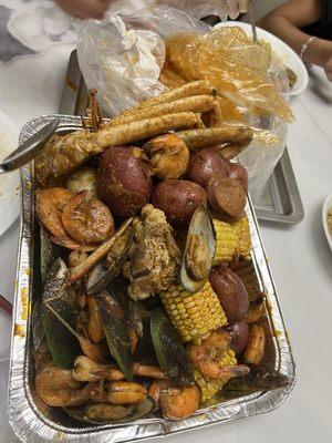 The seafood is very fresh and tasty so good. I will definitely order again