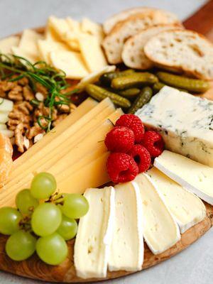 Deluxe Delish Boards