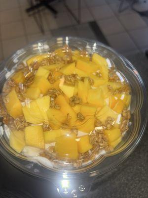 Fresh Mango with Vanilla Chobani Yogurt and Honey Roasted Oats Bowl