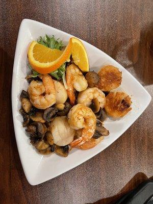 Shrimp & scallops