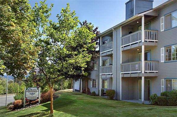 Taken from the Lake Fenwick Estate website but wanted to leave this here since there's no photos of the buildings.