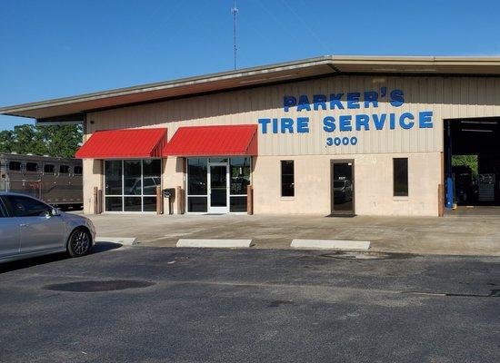 Parker's Tire and Auto Service