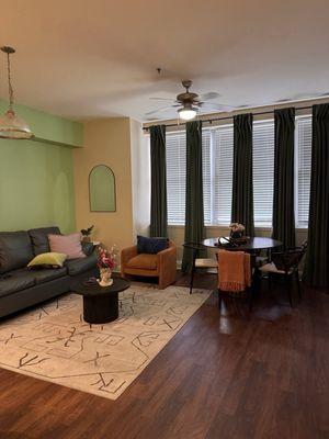 925 Common Luxury Apartments