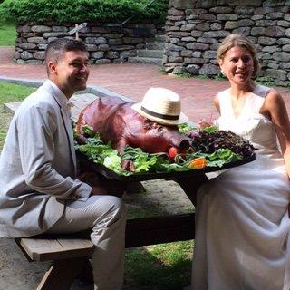 Pig Roast wedding - YES!